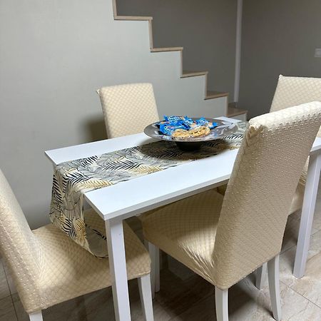 나폴리 A.D.M B&B 외부 사진